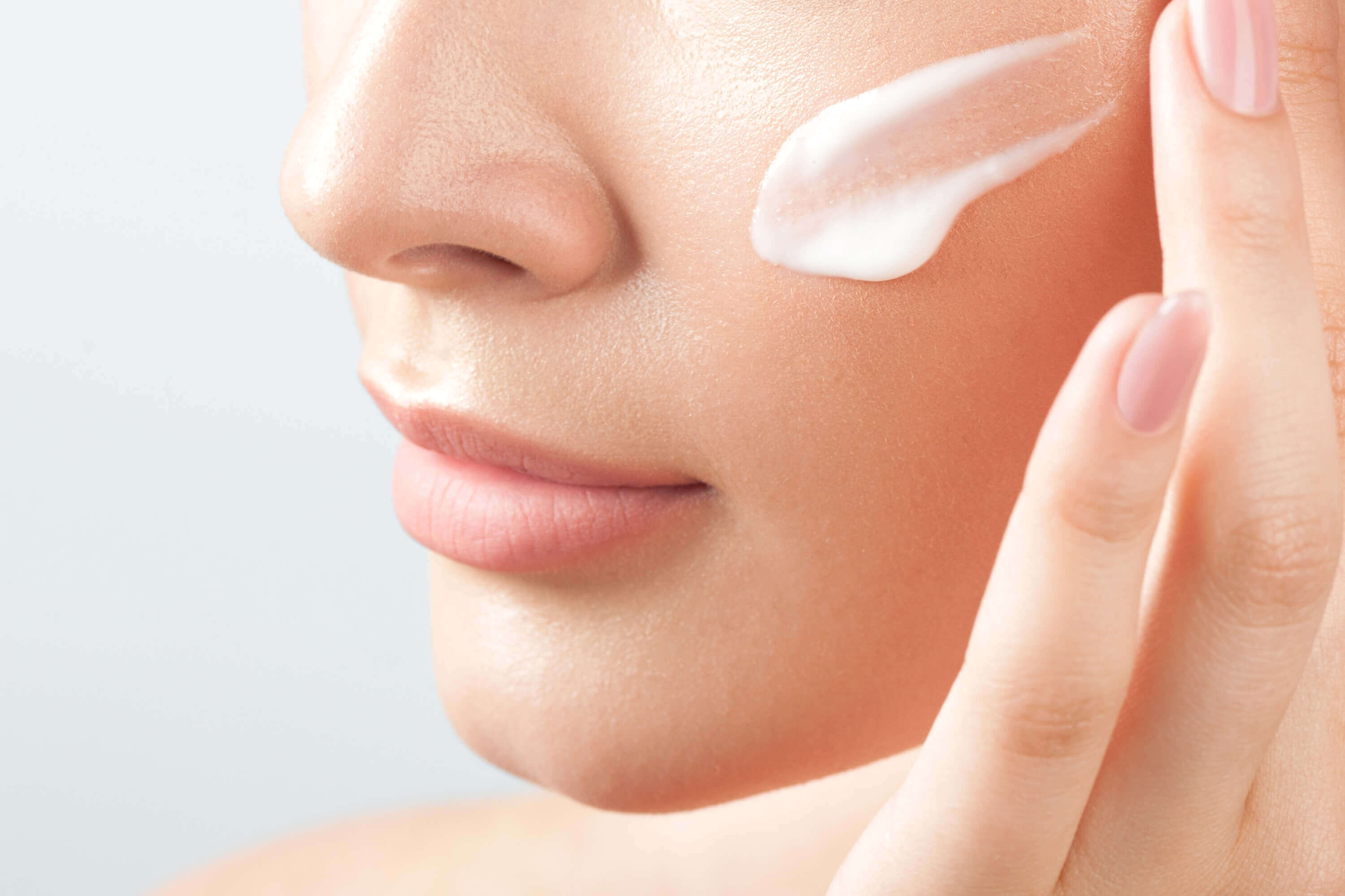 The effects of rose essential oil on the skin: